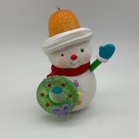 Hallmark Keepsake Sweet Snowman 2019 Limited Edition Christmas Ornament - Picture 7 of 16
